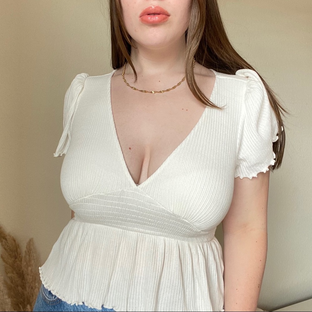 Forever 21 frilly cream peasant blouse